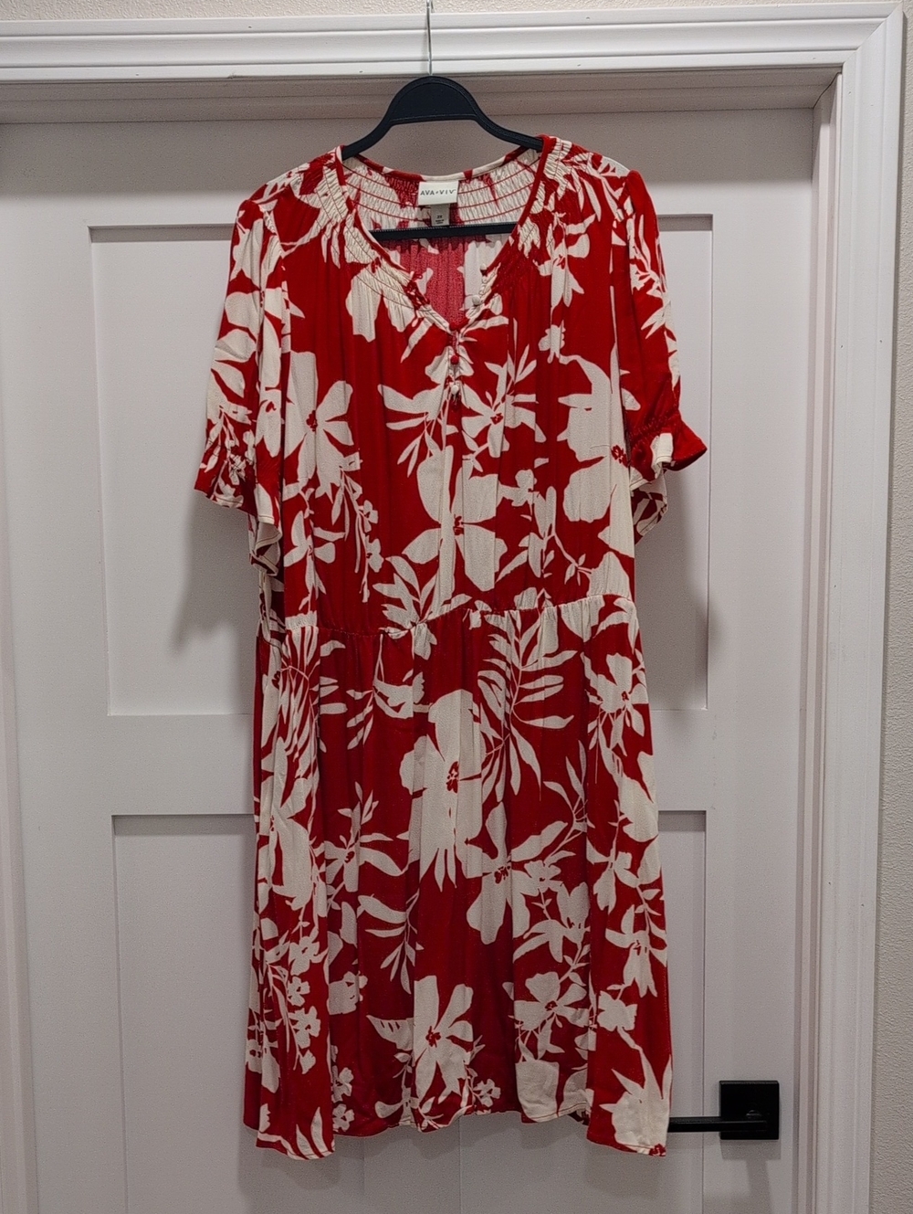 Ava & Viv Red and White Floral Midi Dress